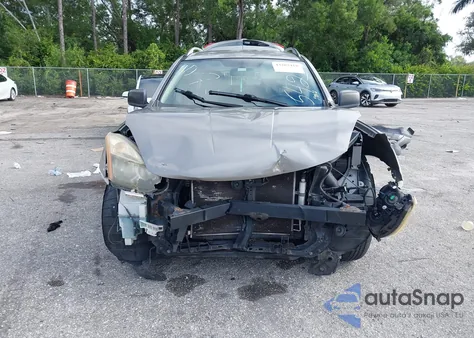 2014 Nissan Rogue Select S z USA, uszkodzony, nr VIN JN8AS5MT4EW605423